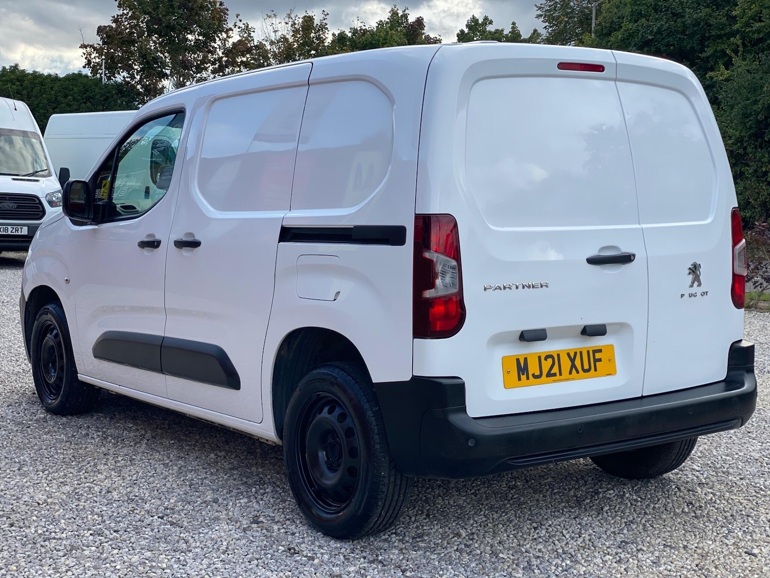 Used Peugeot Partner 2021 for sale - 76988913: Photo 4