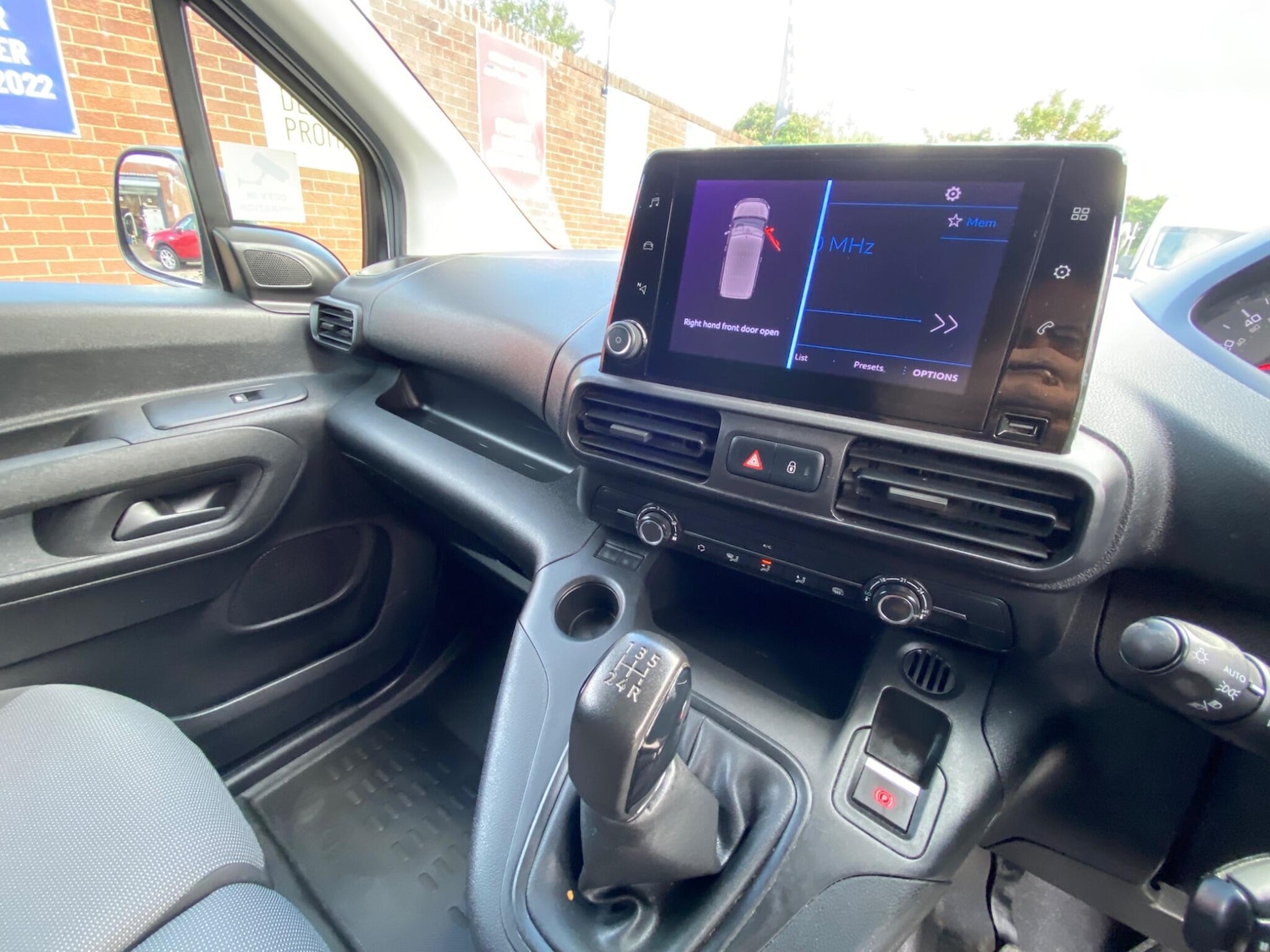 Used Peugeot Partner 2021 for sale - 76988913: Photo 43