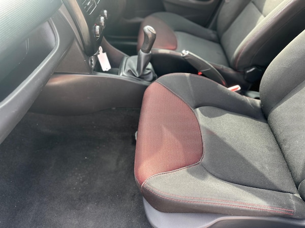 Used Renault Clio 2014 for sale - 75658601: Photo 34