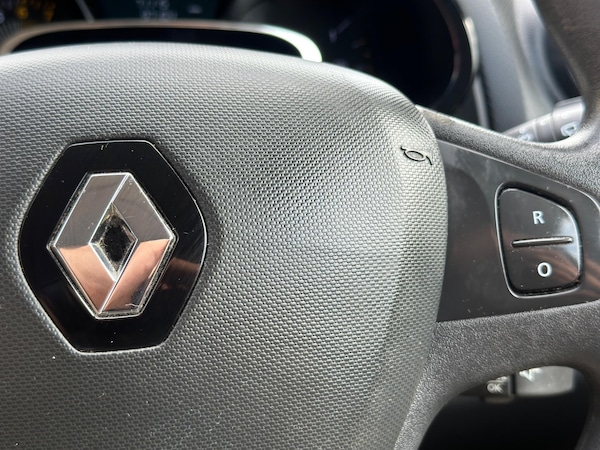 Used Renault Clio 2014 for sale - 75658601: Photo 51