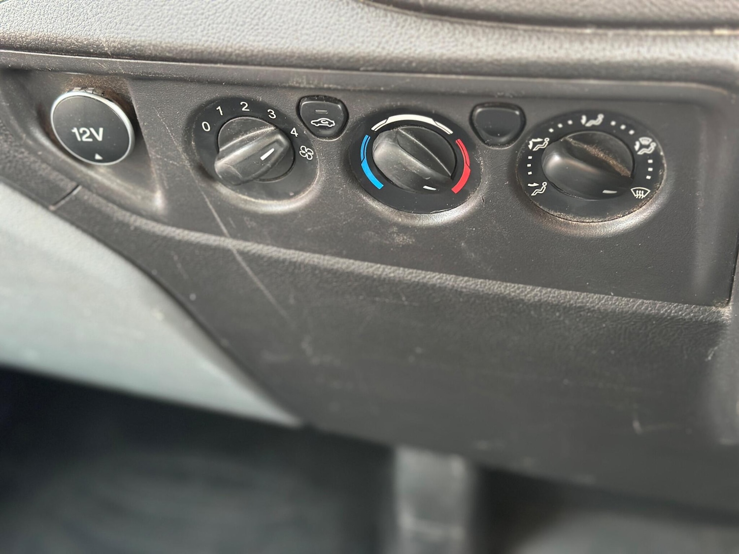 Used Ford Transit 2015 for sale - 77119796: Photo 45