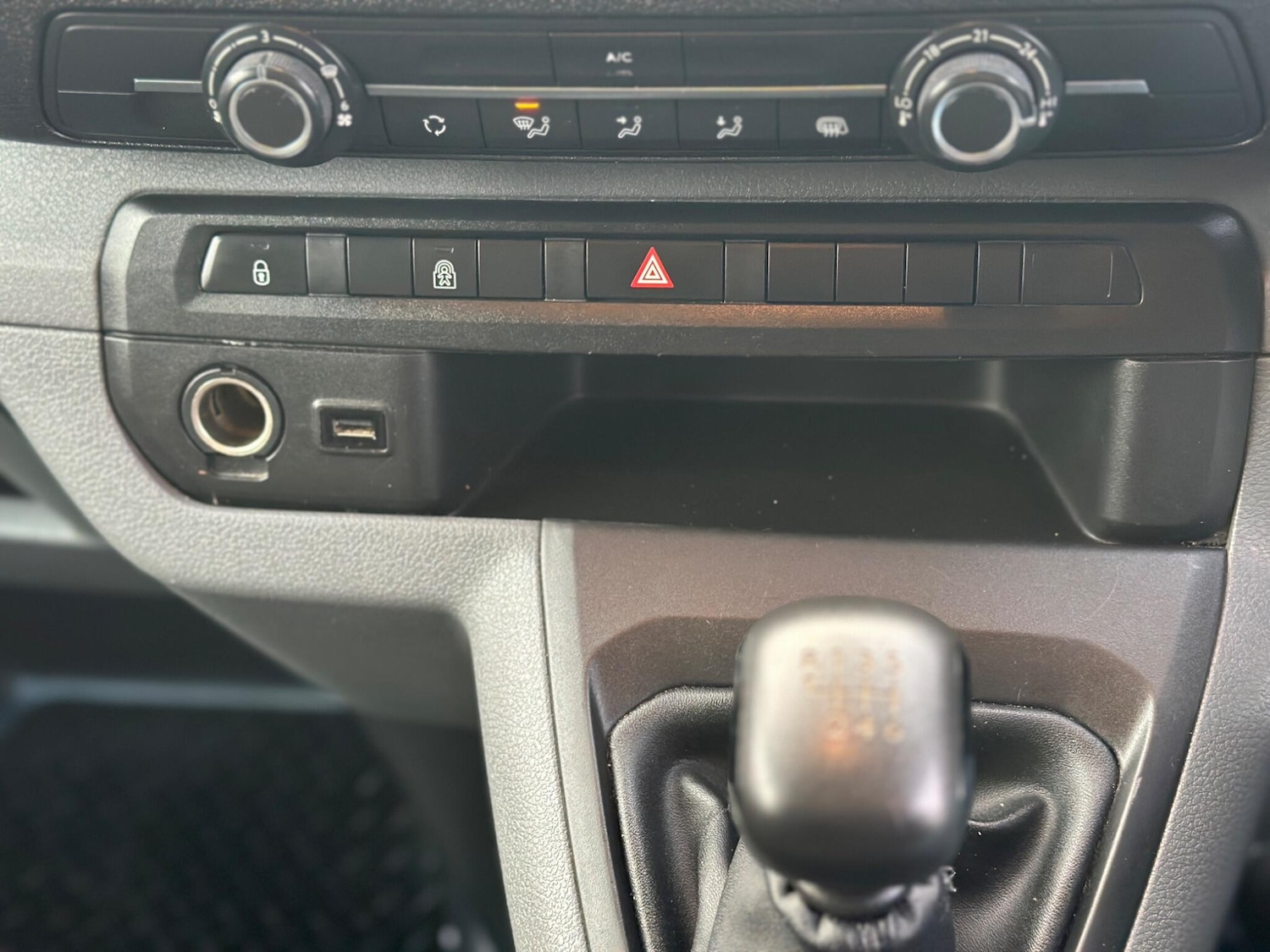 Used Vauxhall Vivaro 2020 for sale - 77203965: Photo 47