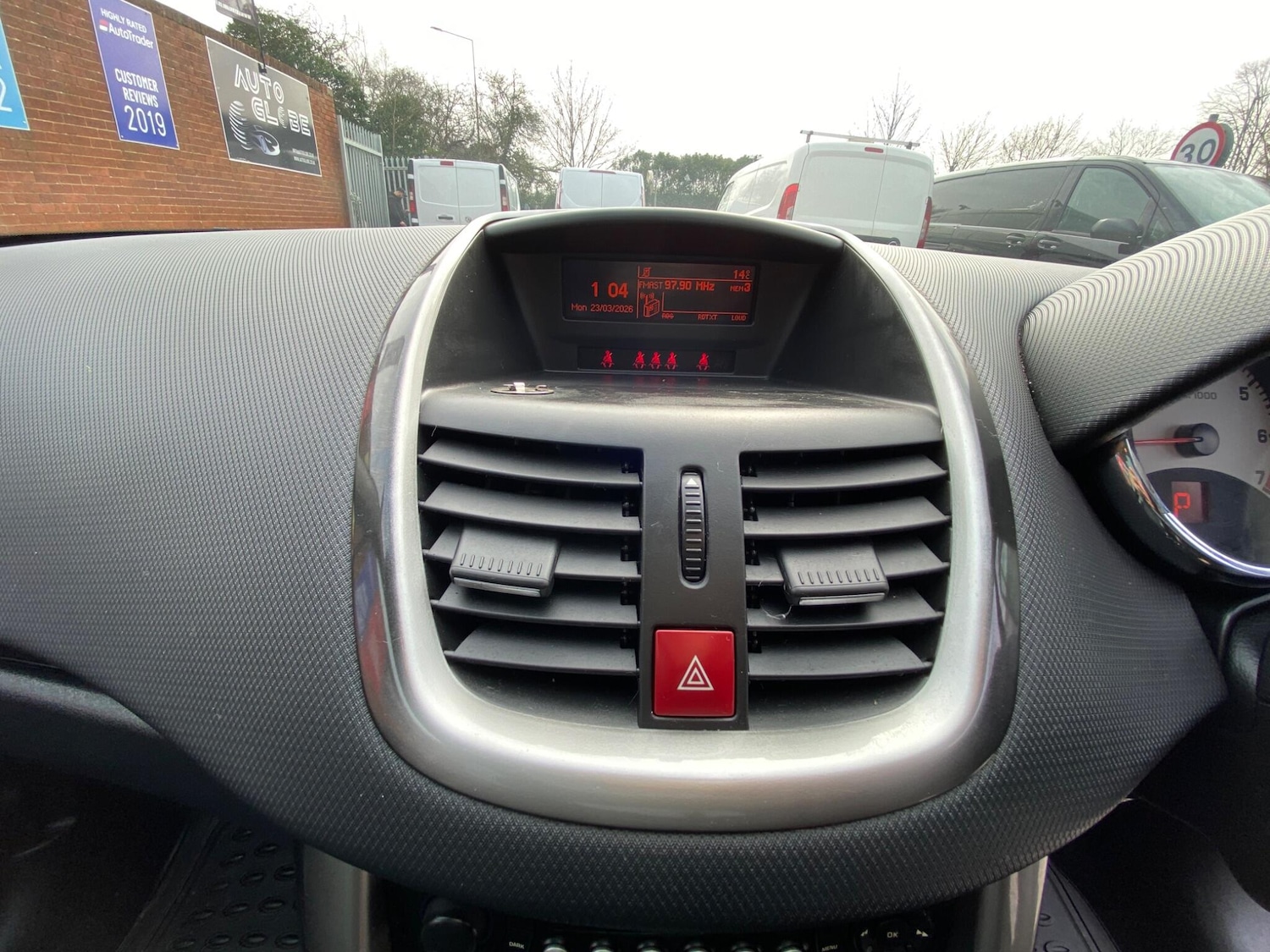 Used Peugeot 207 for sale - 77992891: Photo 42