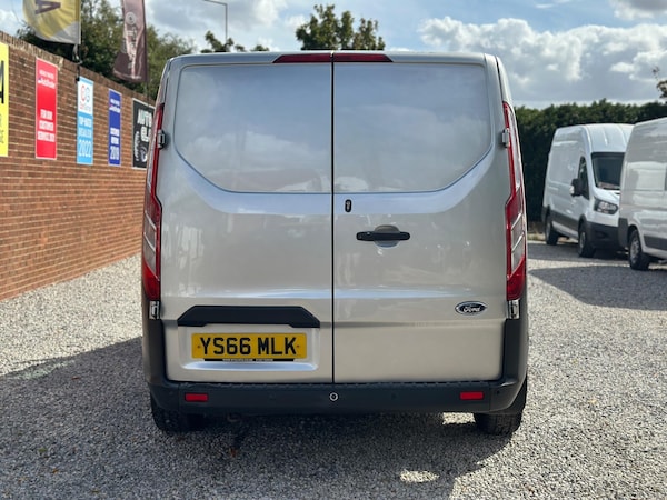 Used Ford Transit Custom 2017 for sale - 75635185: Photo 17