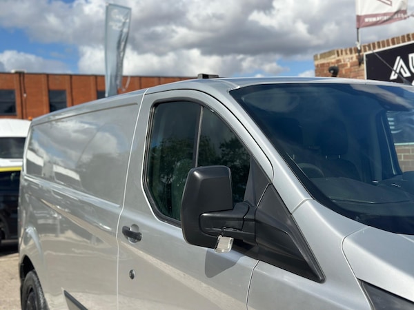 Used Ford Transit Custom 2017 for sale - 75635185: Photo 39