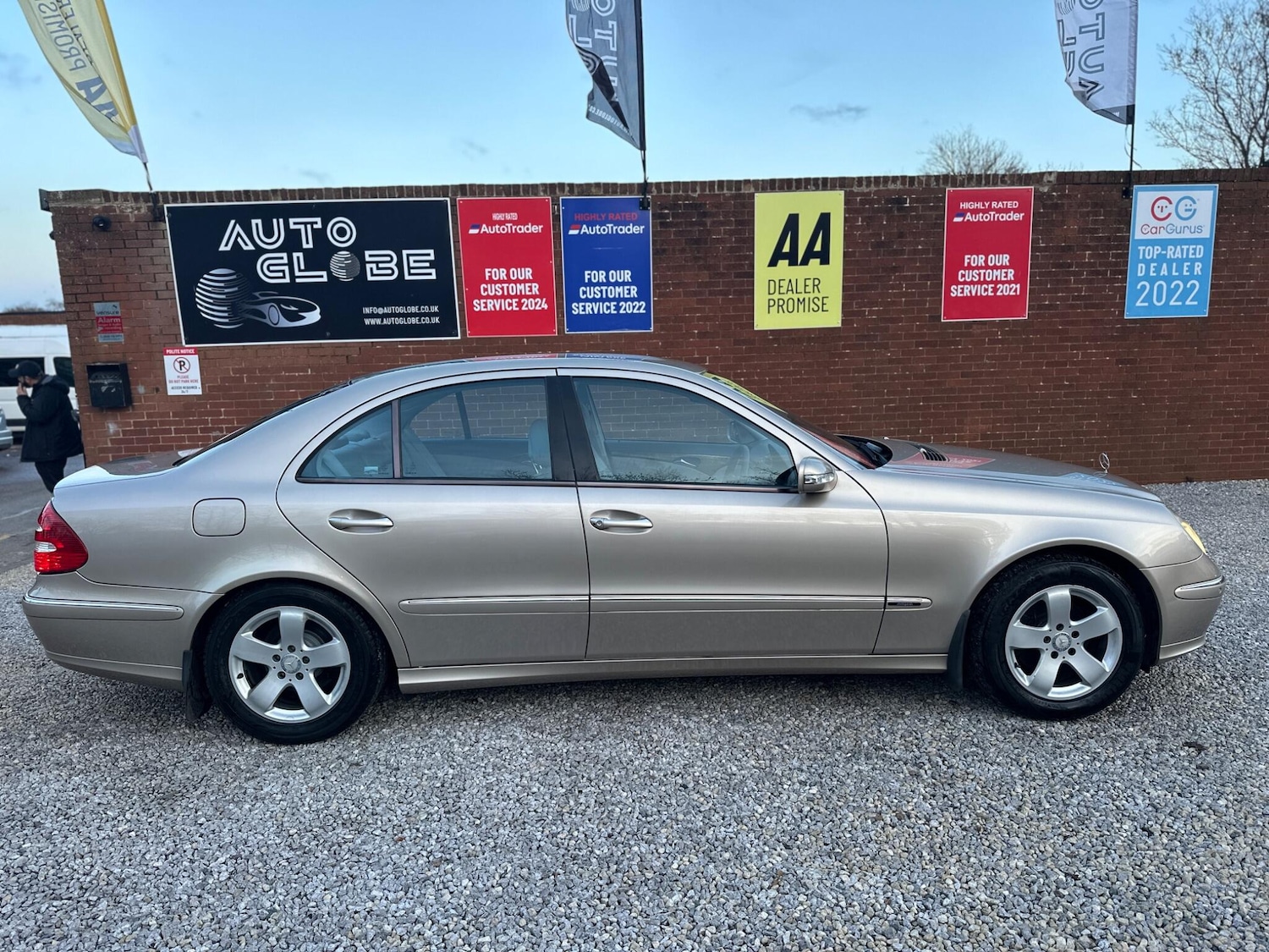 Used Mercedes-Benz E Class for sale - 77266867: Photo 15