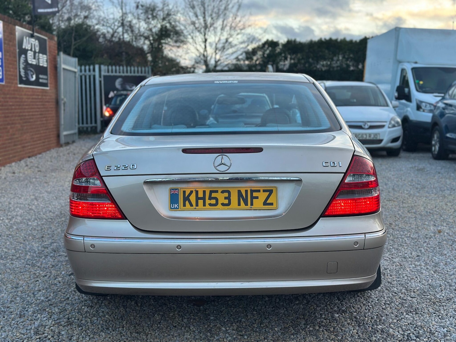 Used Mercedes-Benz E Class for sale - 77266867: Photo 17