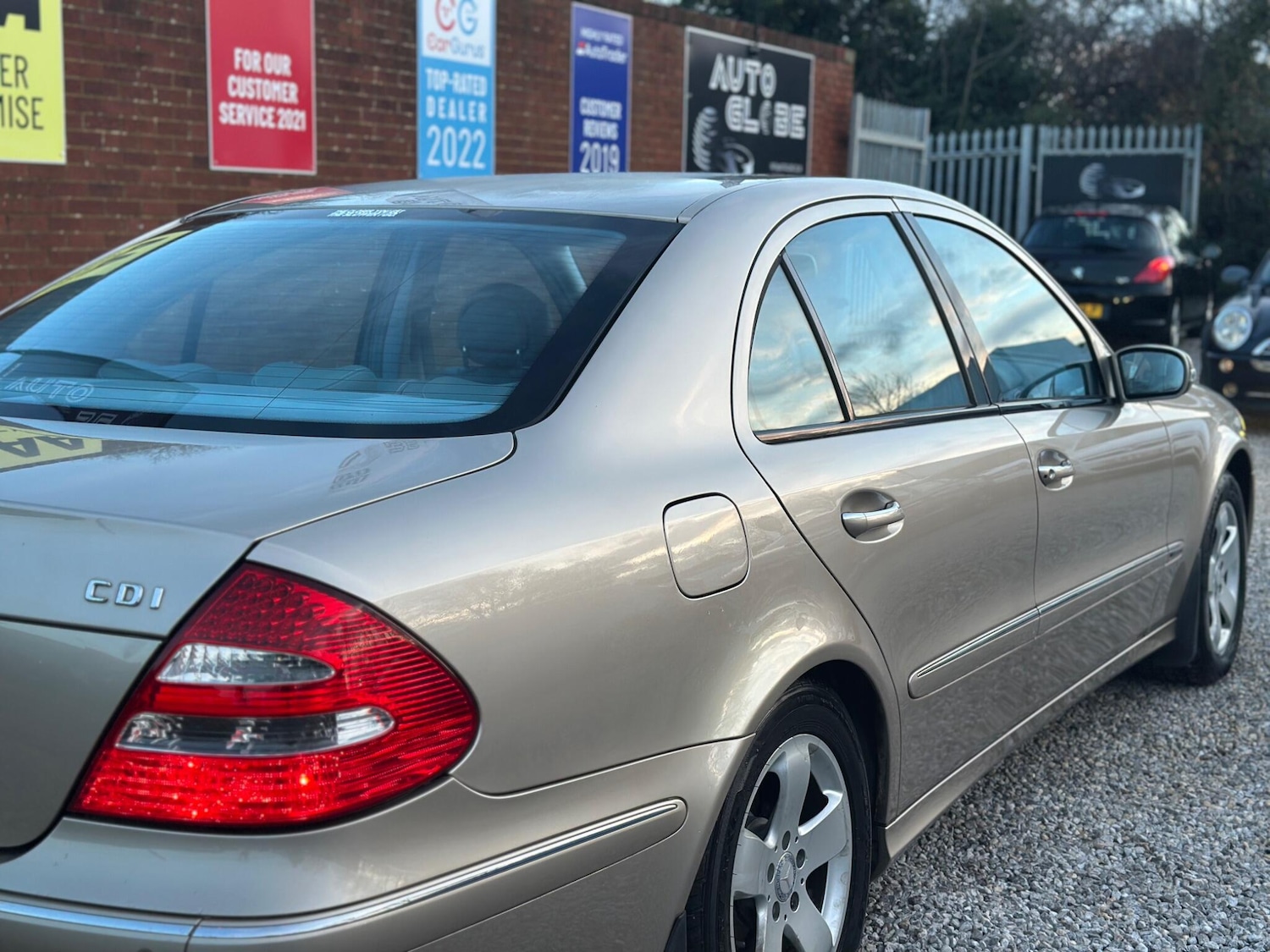 Used Mercedes-Benz E Class for sale - 77266867: Photo 19