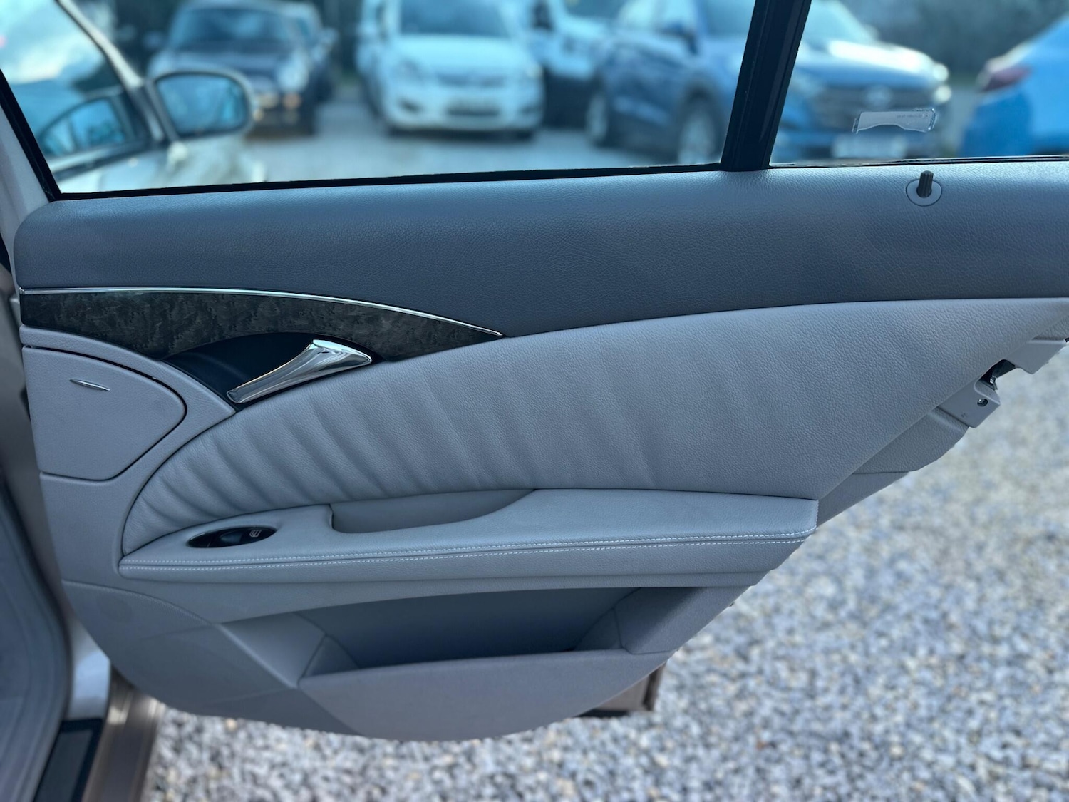 Used Mercedes-Benz E Class for sale - 77266867: Photo 27