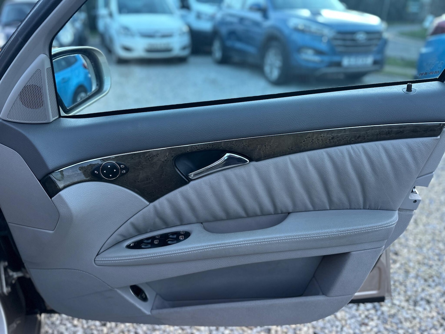 Used Mercedes-Benz E Class for sale - 77266867: Photo 33