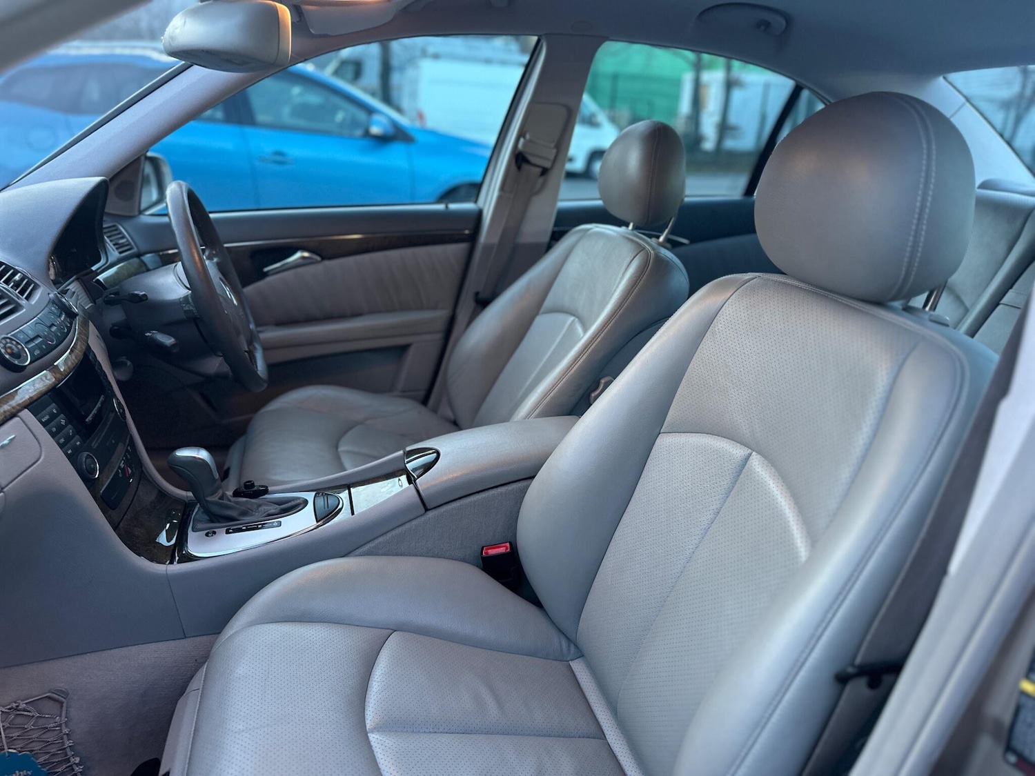 Used Mercedes-Benz E Class for sale - 77266867: Photo 38