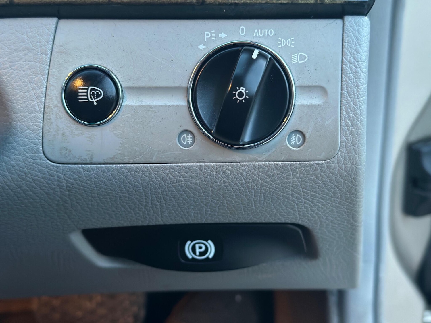 Used Mercedes-Benz E Class for sale - 77266867: Photo 57