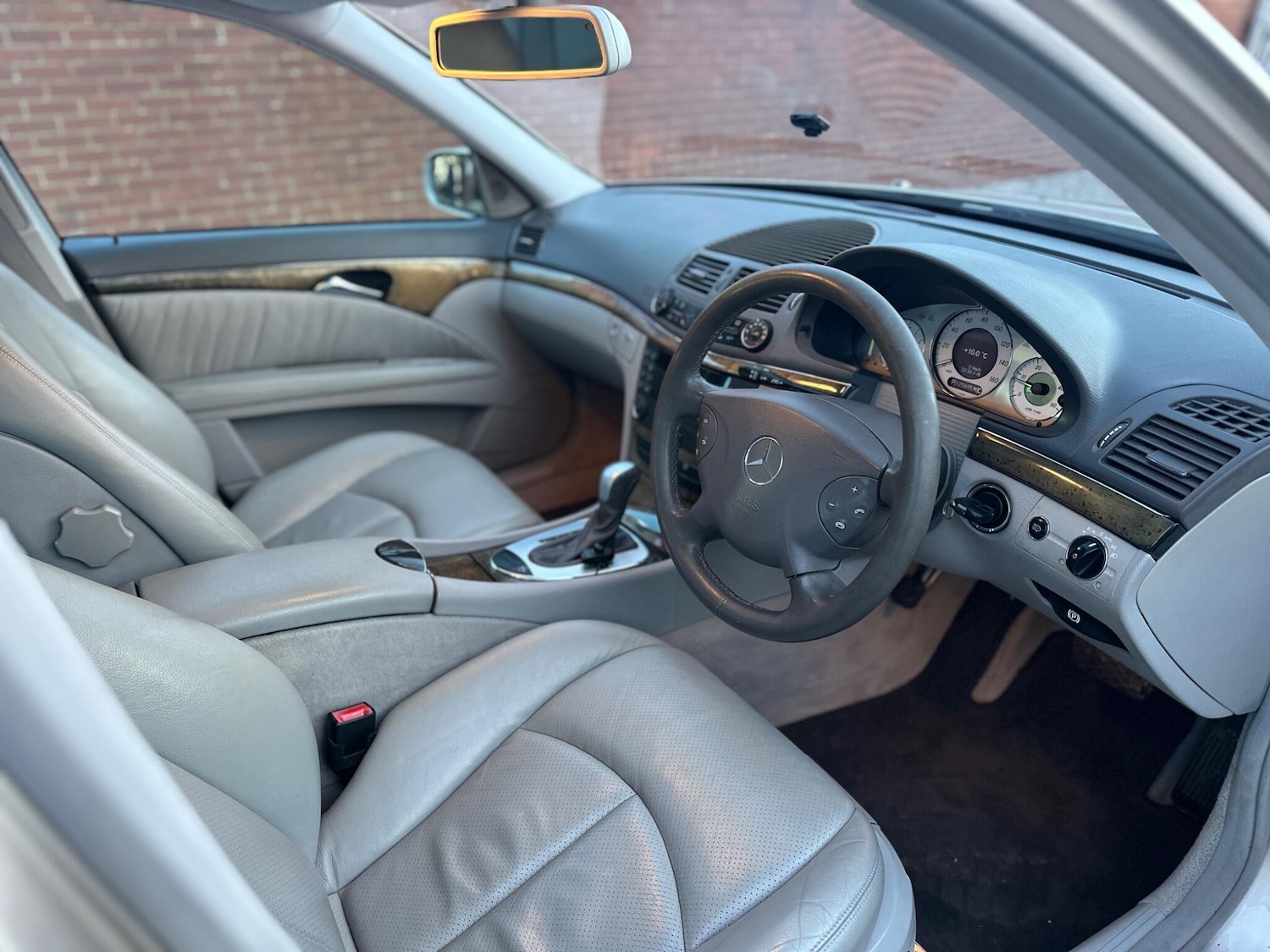 Used Mercedes-Benz E Class for sale - 77266867: Photo 6