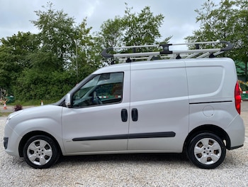 Used Vauxhall Combo 2017 for sale - 78661631: Photo