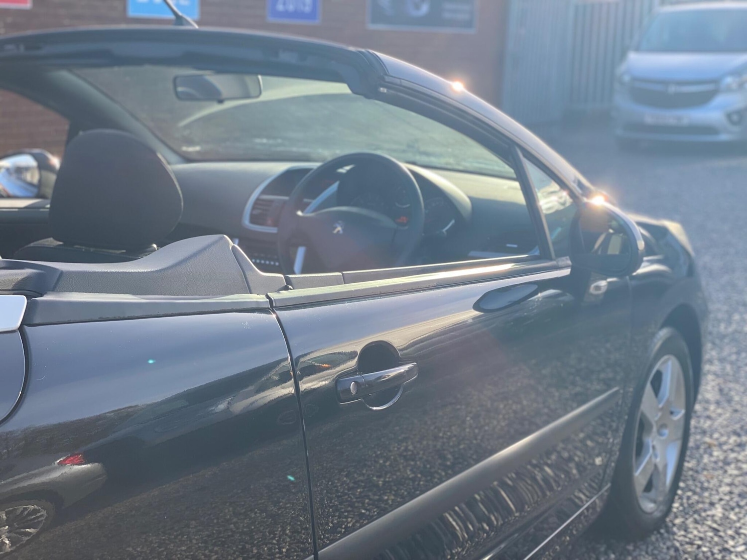 Used Peugeot 207 2014 for sale - 76899359: Photo 32