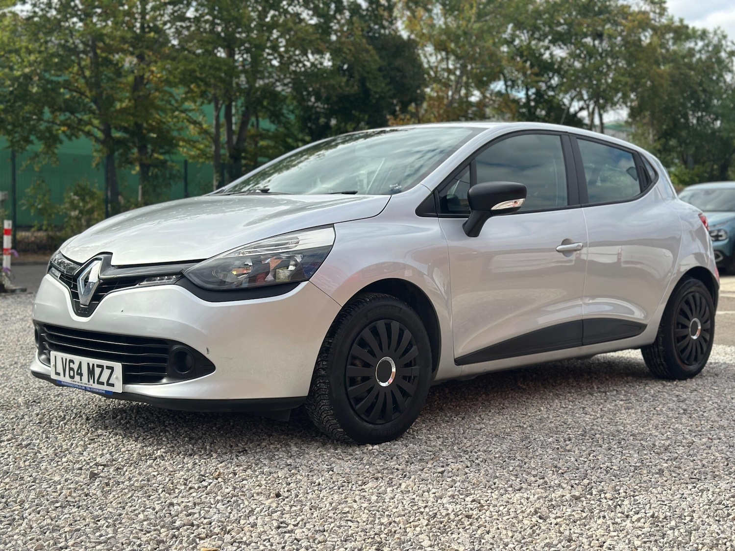 Used Renault Clio 2014 for sale - 76989131: Photo 3