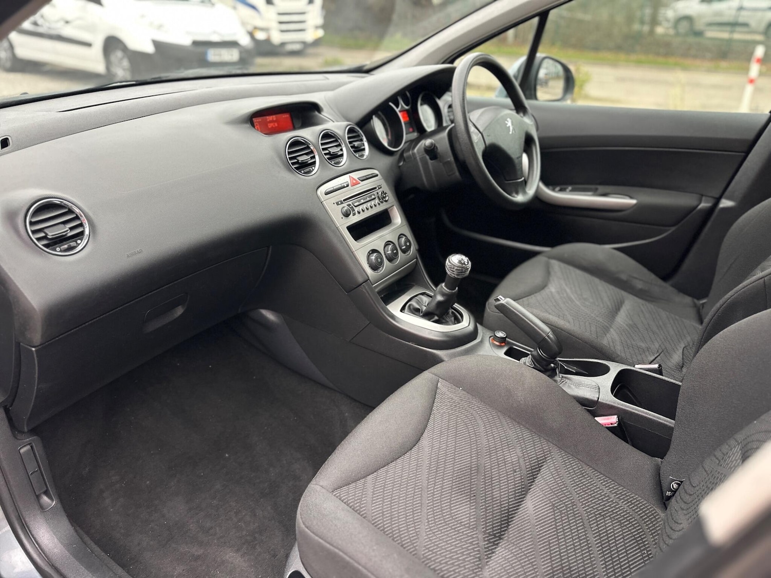 Used Peugeot 308 2008 for sale - 77424799: Photo 8