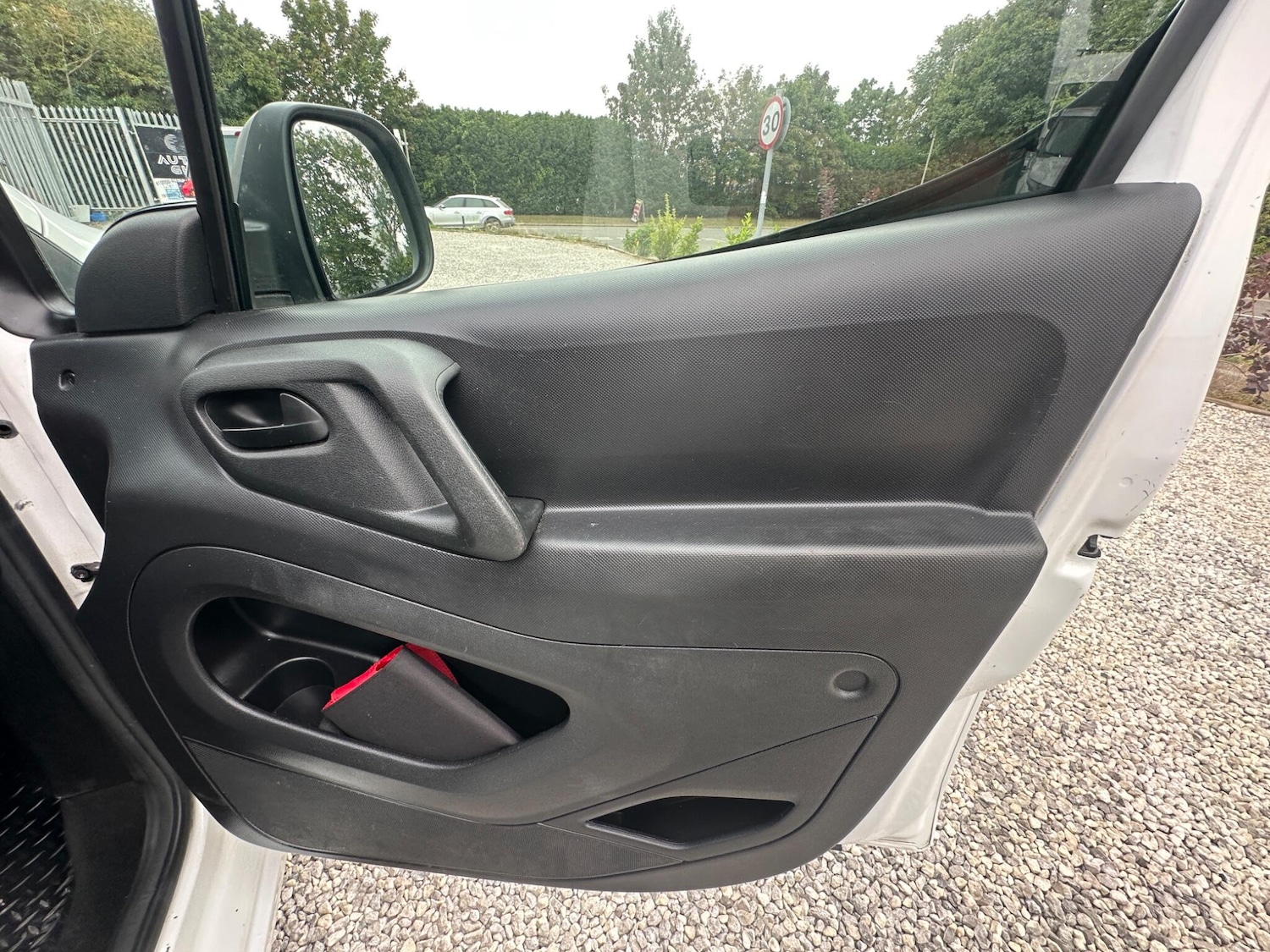 Vehicle 29