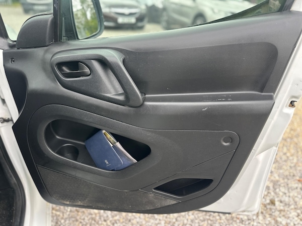 Used Peugeot Partner 2014 for sale - 76001204: Photo 22