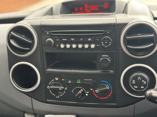 Used Peugeot Partner 2014 for sale - 76001204: Photo 39