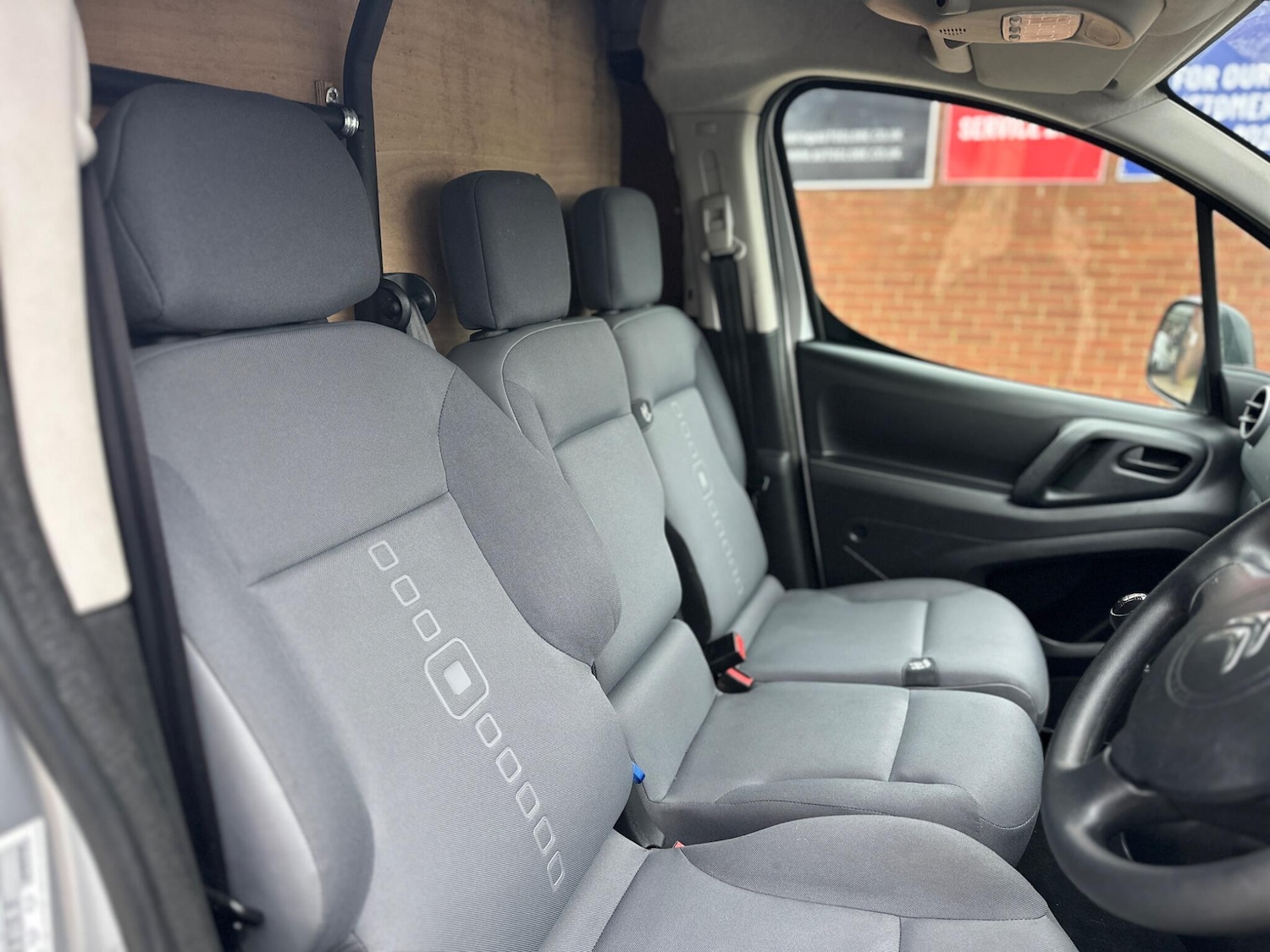 Used Citroen Berlingo 2016 for sale - 77441120: Photo 25