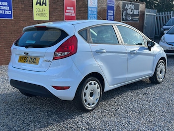 Used Ford Fiesta 2010 for sale - 77202904: Photo