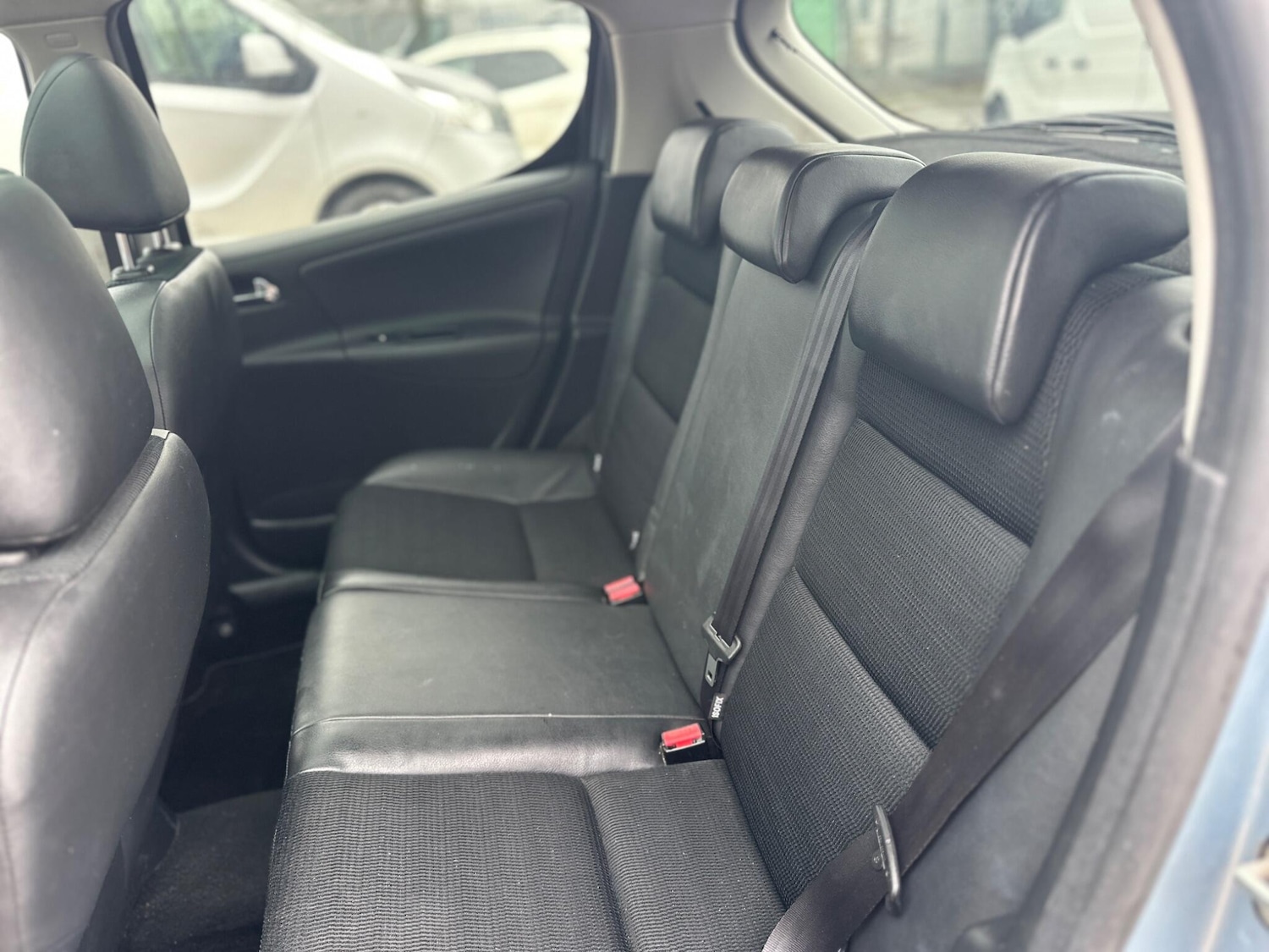 Used Peugeot 207 2012 for sale - 77523658: Photo 9