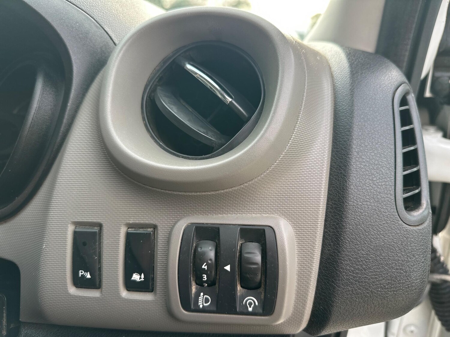 Used Renault Trafic 2016 for sale - 77468436: Photo 38