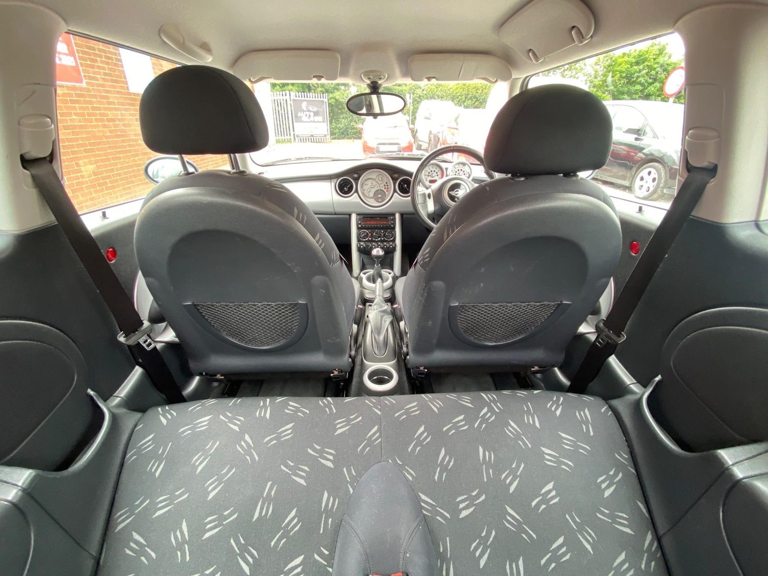 Used MINI Hatch 2004 for sale - 76991853: Photo 18