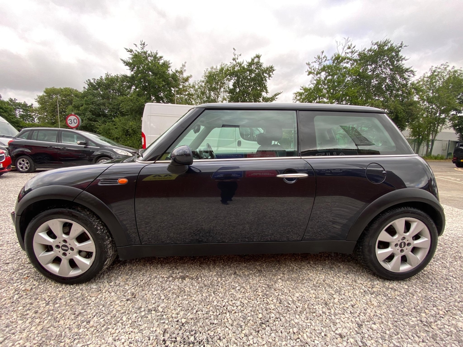 Used MINI Hatch 2004 for sale - 76991853: Photo 23