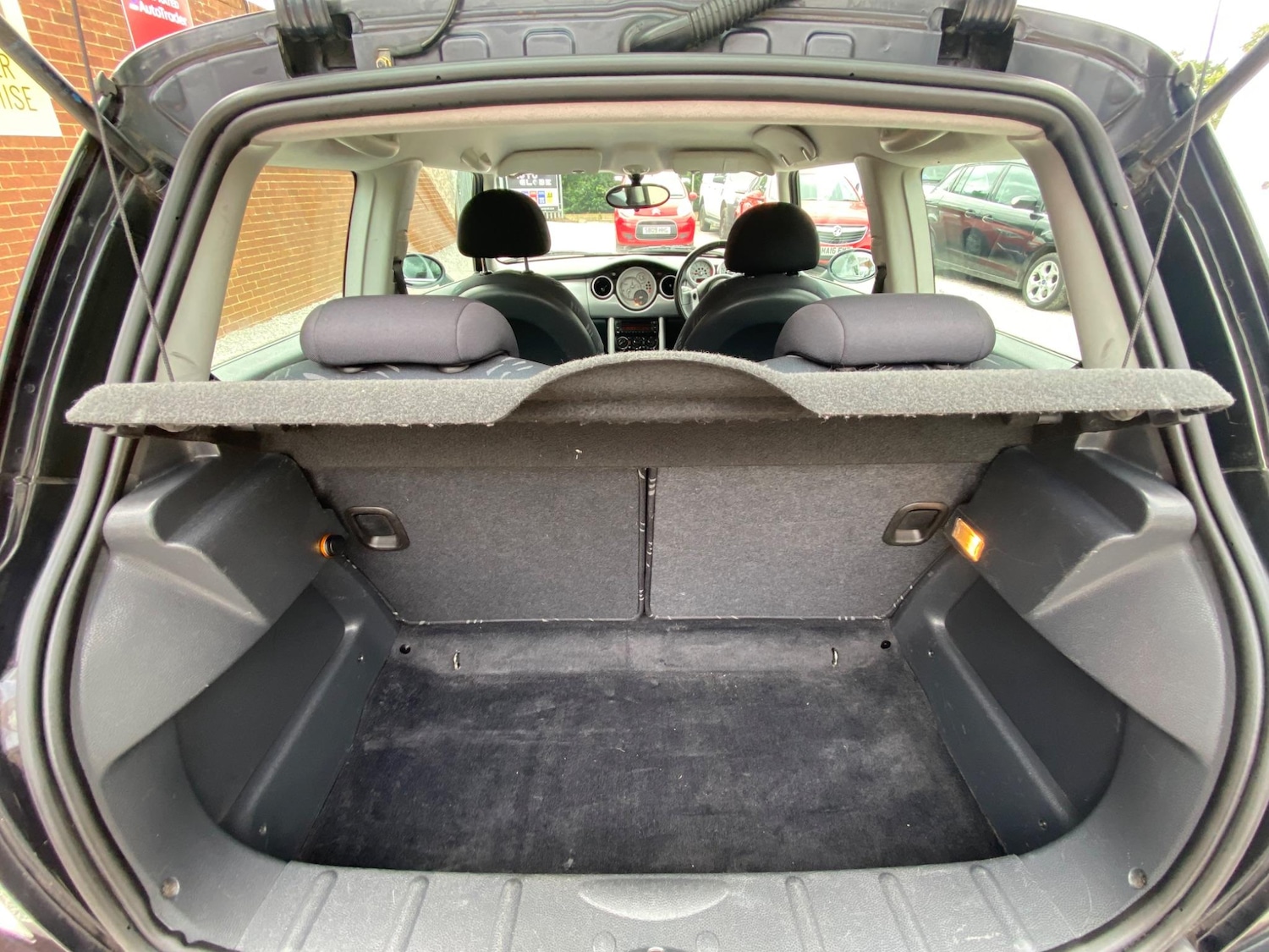 Used MINI Hatch 2004 for sale - 76991853: Photo 45