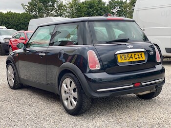 Used MINI Hatch 2004 for sale - 76991853: Photo