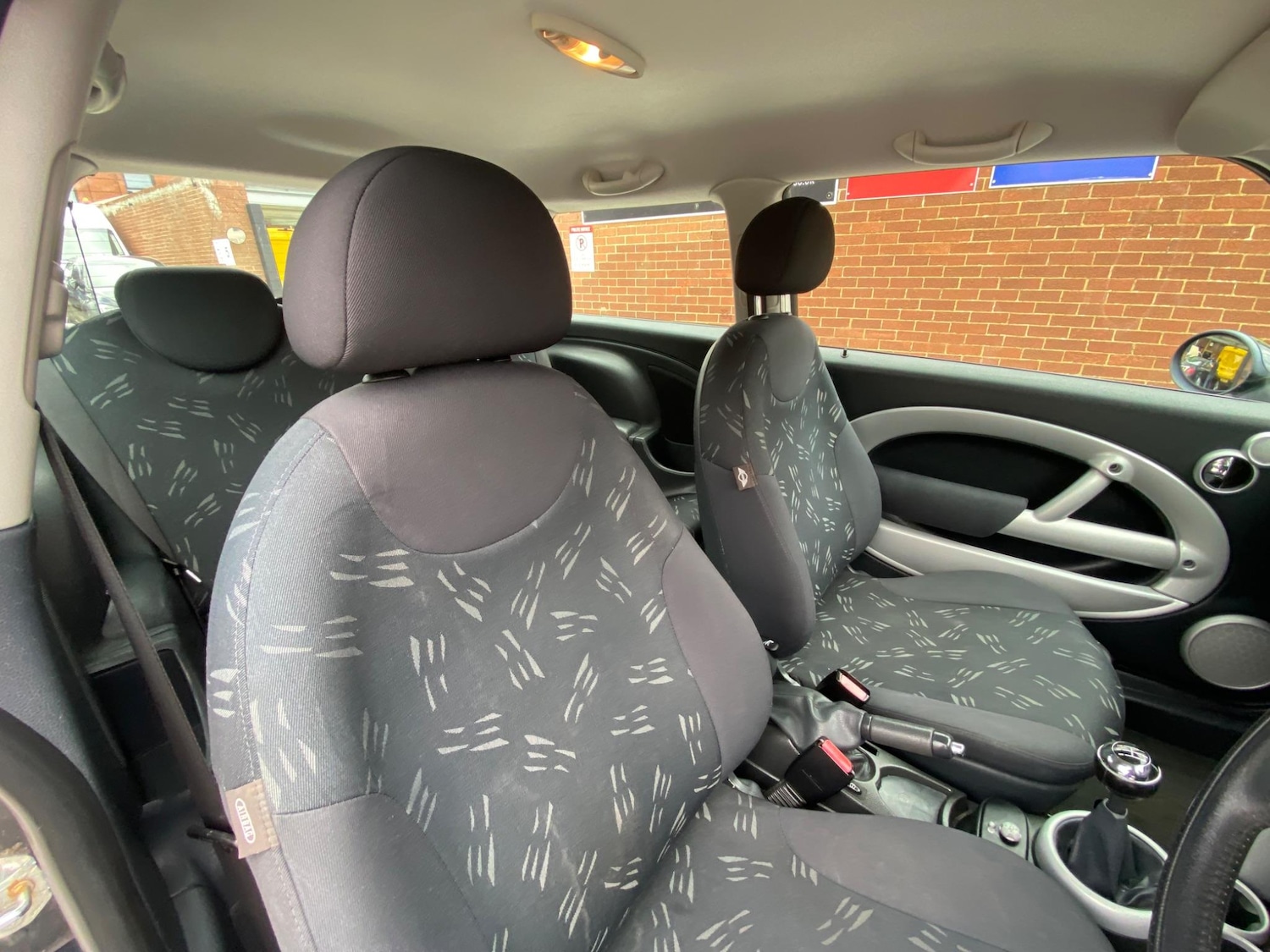 Used MINI Hatch 2004 for sale - 76991853: Photo 9