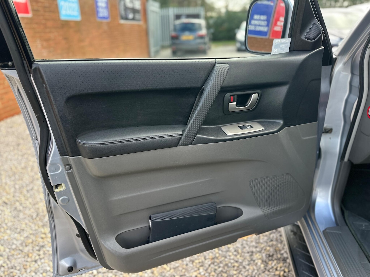 Used Mitsubishi Shogun 2005 for sale - 77440128: Photo 45