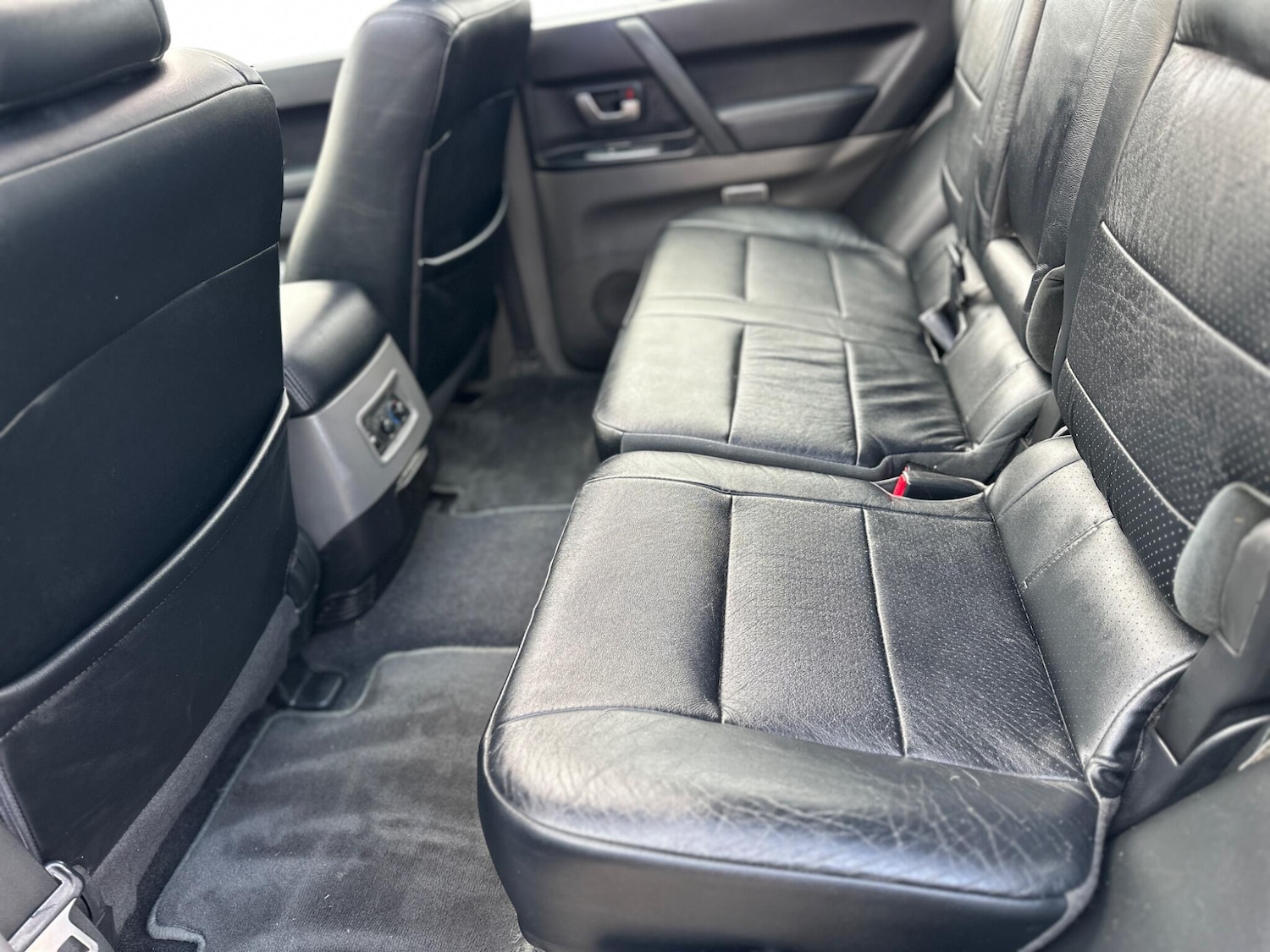 Used Mitsubishi Shogun 2005 for sale - 77440128: Photo 49