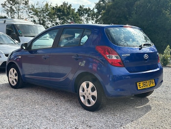 Used Hyundai i20 2011 for sale - 79396134: Photo