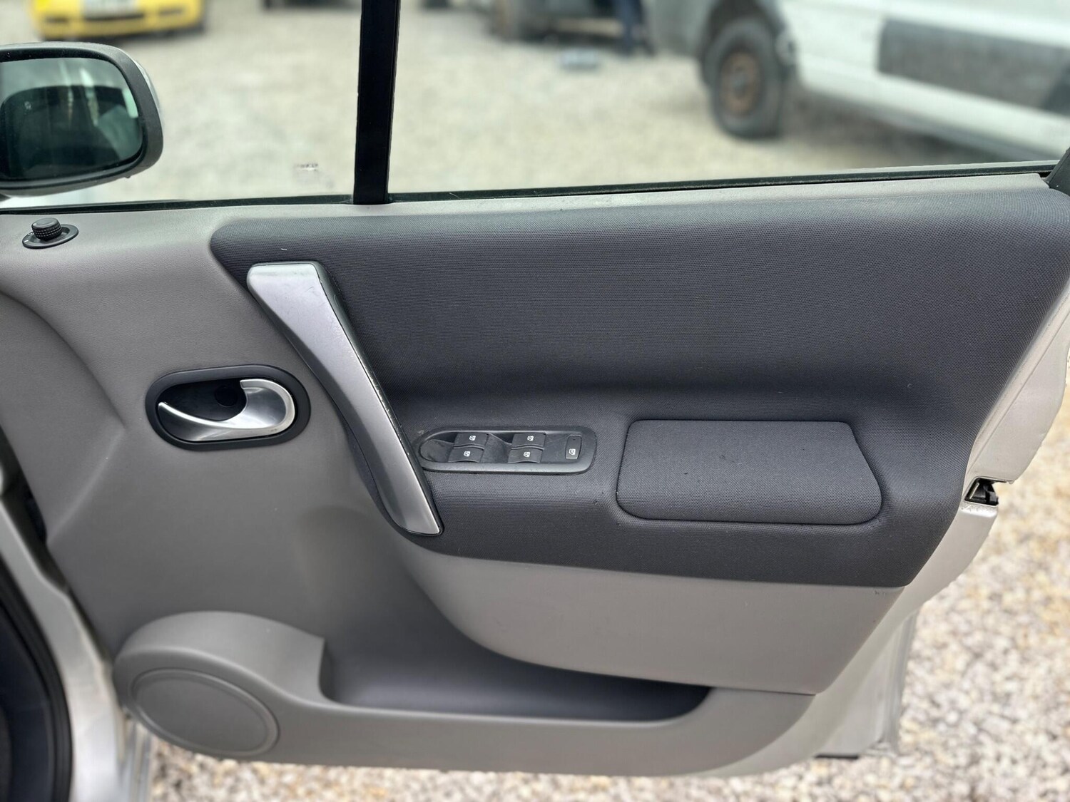 Used Renault Scenic for sale - 77684162: Photo 30