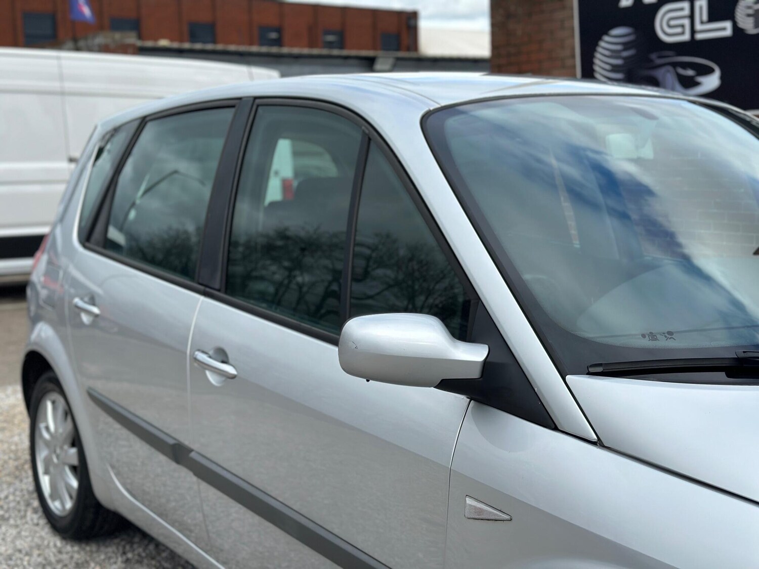 Used Renault Scenic for sale - 77684162: Photo 35