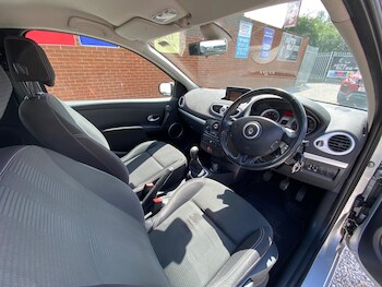 Used Renault Clio 2011 for sale - 78965327: Photo