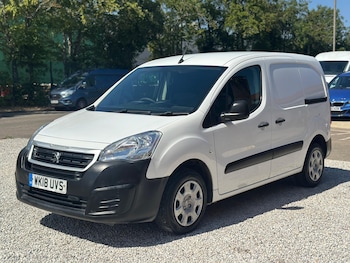 Used Peugeot Partner 2018 for sale - 79496348: Photo
