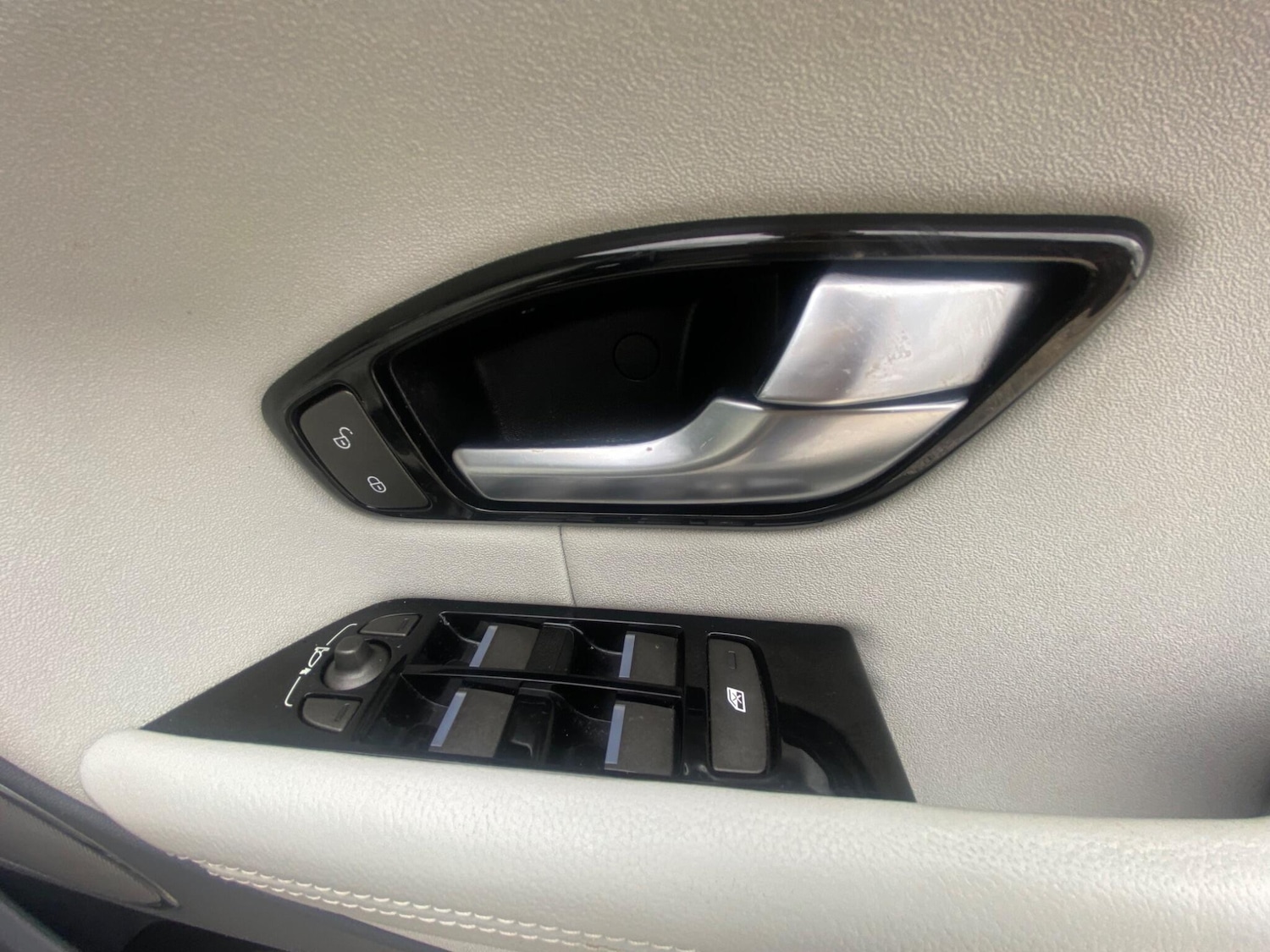 Used Land Rover Range Rover Evoque 2017 for sale - 77646604: Photo 33