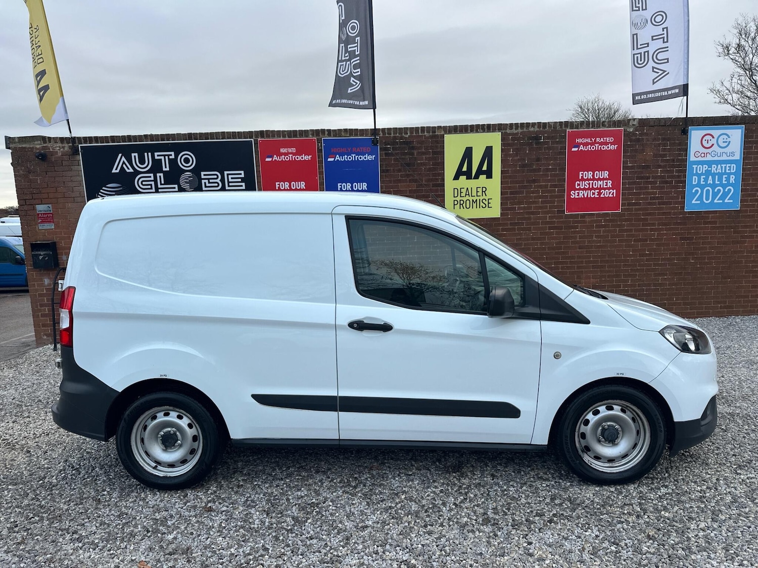 Used Ford Transit Courier 2020 for sale - 77108865: Photo 14