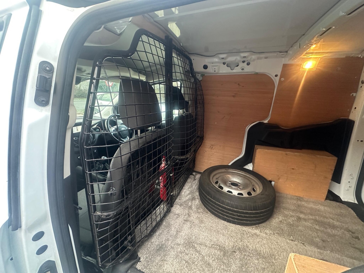 Used Ford Transit Courier 2020 for sale - 77108865: Photo 39