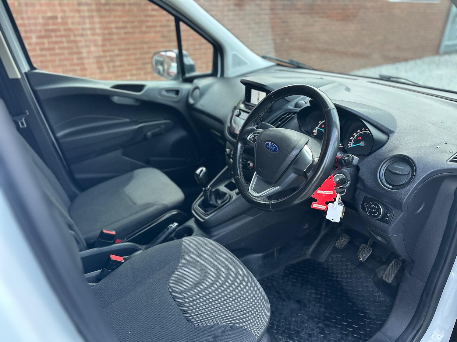 Used Ford Transit Courier 2020 for sale - 77108865: Photo 6