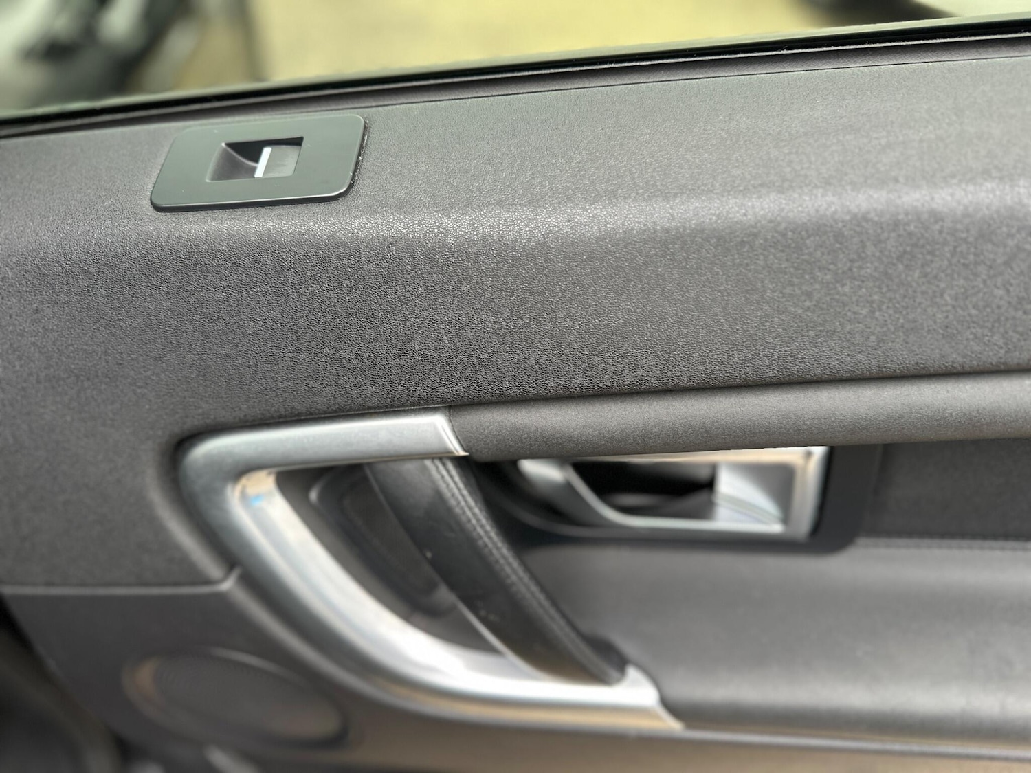 Used Land Rover Discovery Sport for sale - 77723519: Photo 31