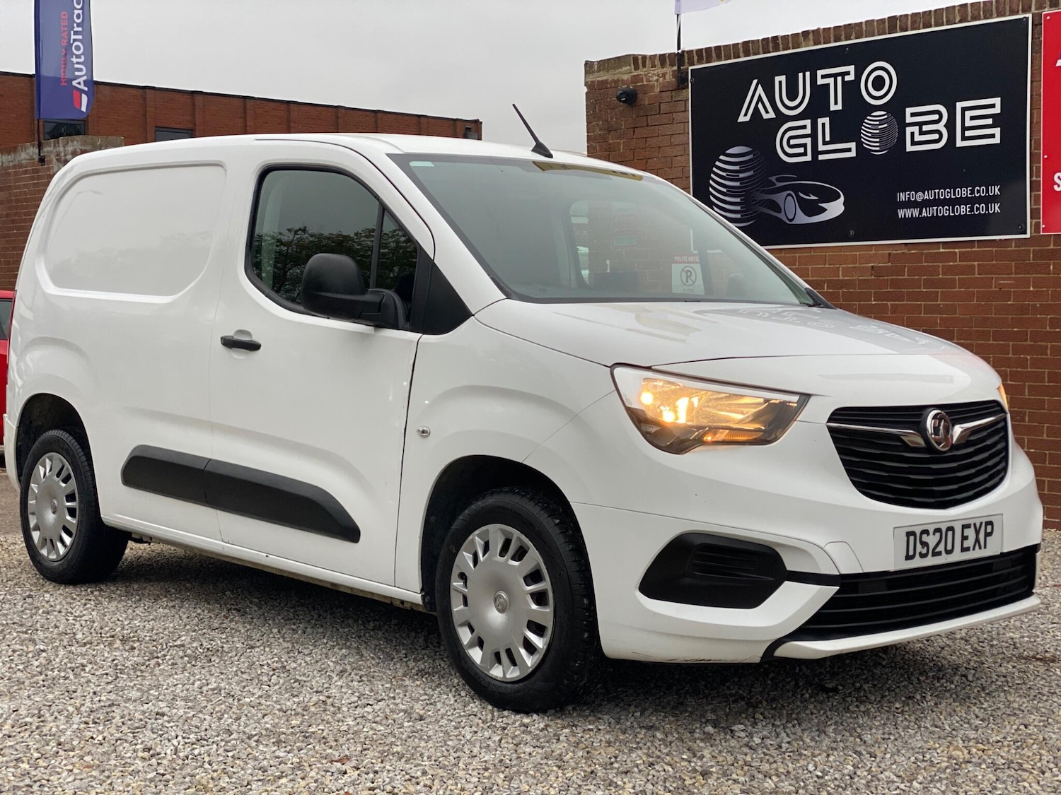 Used Vauxhall Combo 2020 for sale - 76989541: Photo 15