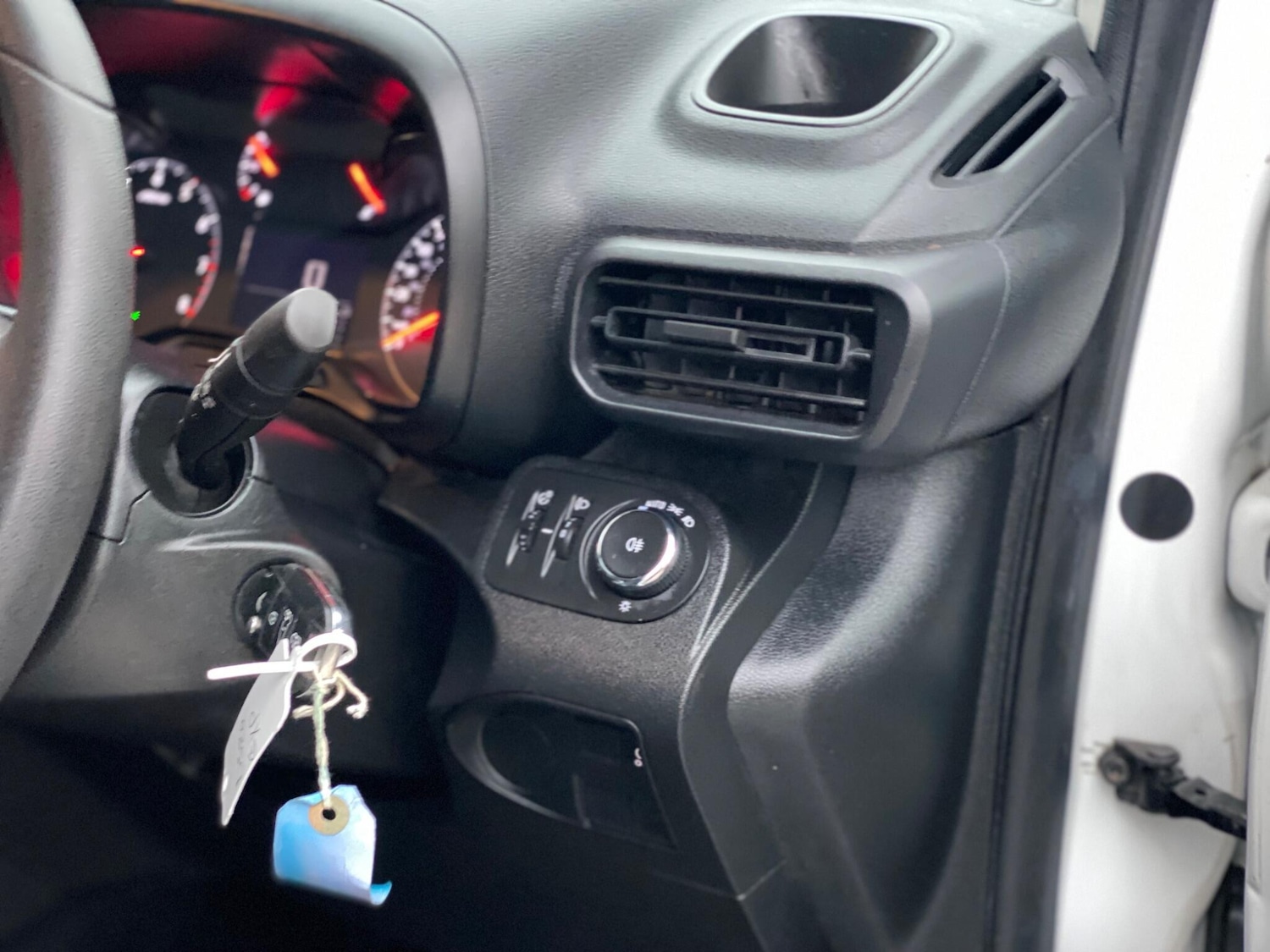 Used Vauxhall Combo 2020 for sale - 76989541: Photo 31