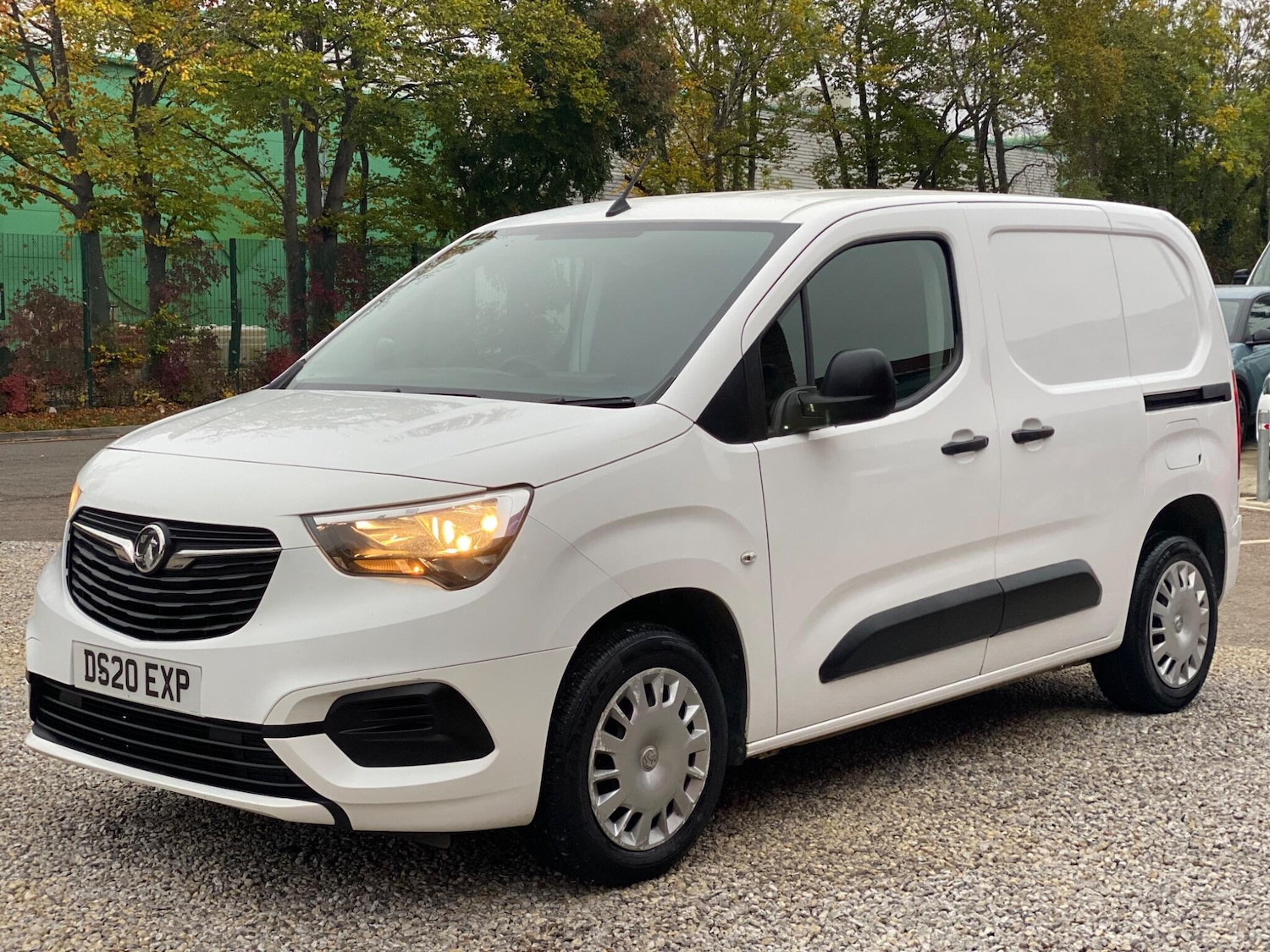 Used Vauxhall Combo 2020 for sale - 76989541: Photo 4