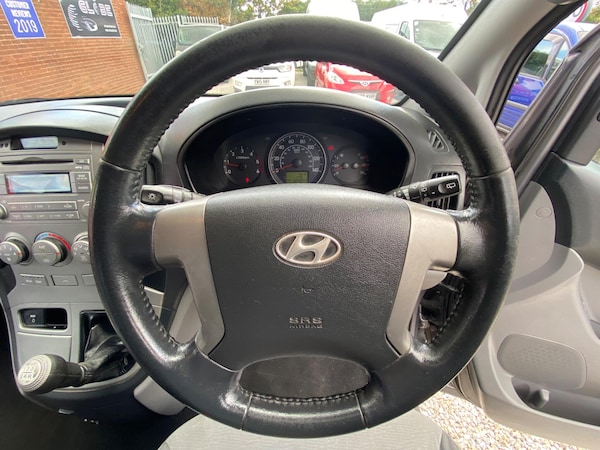 Used Hyundai i800 2010 for sale - 76042996: Photo 32