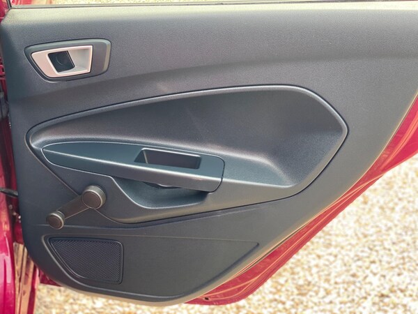 Used Ford Fiesta 2012 for sale - 74848732: Photo 42